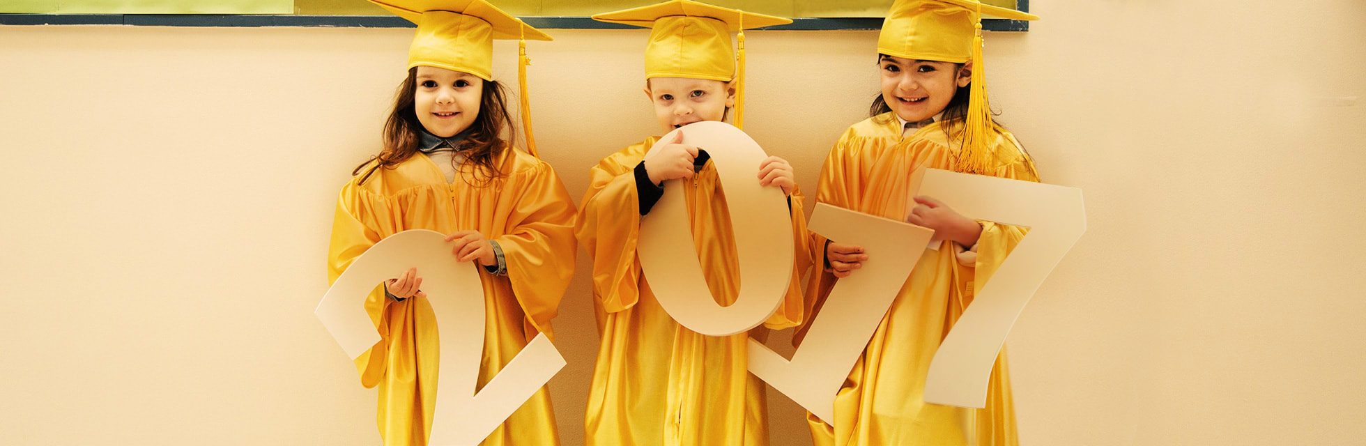 Image 8 2 - Kindergarten Graduation Cap And Gown